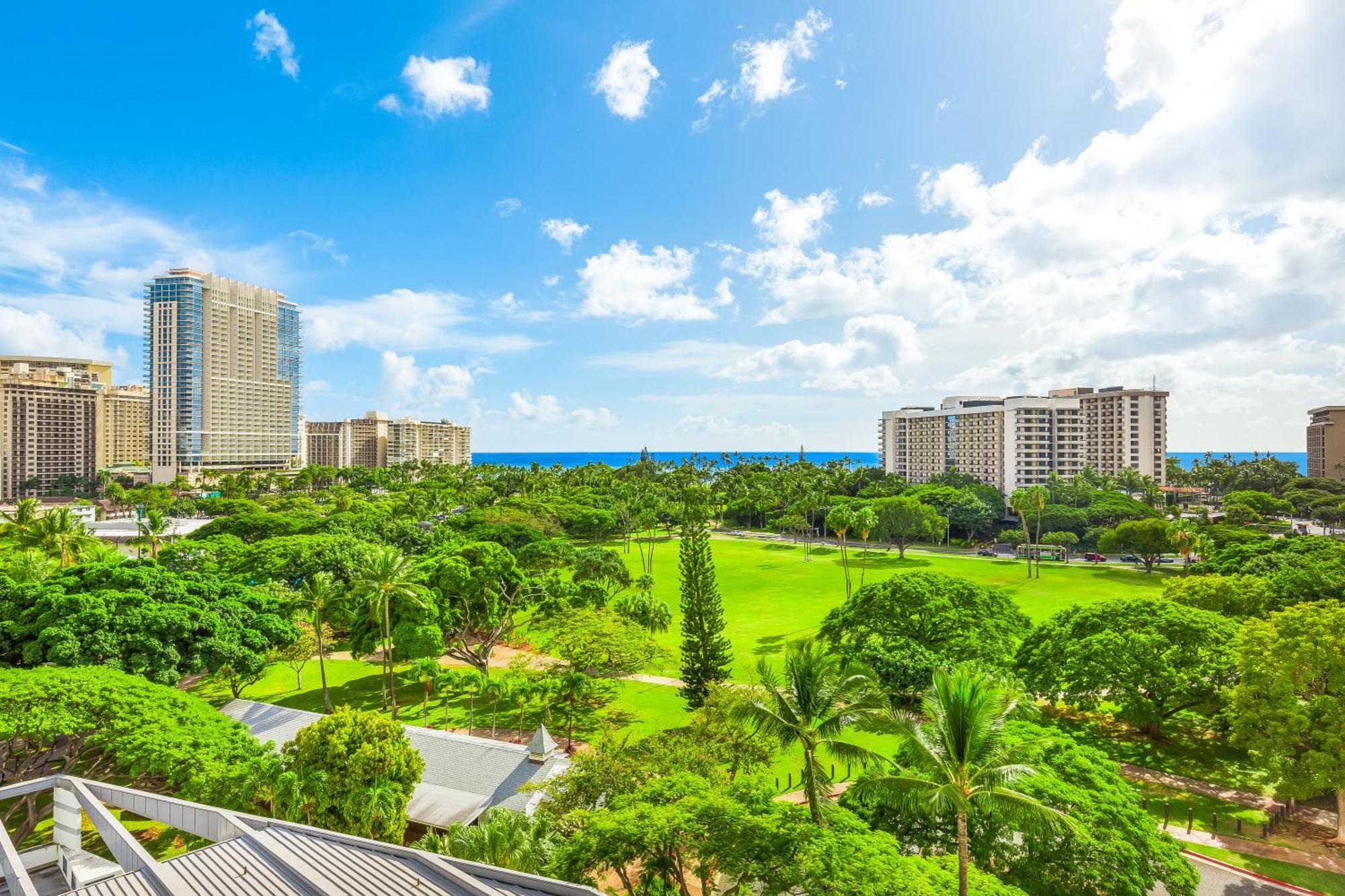 Luana Waikiki Hotel & Suites Honolulu Exterior photo